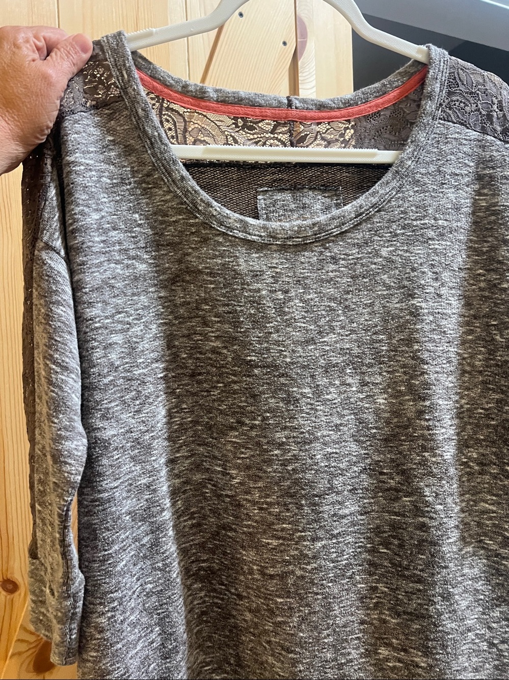 Maurice’s brand Heather Gray Lace-Trim Pullover Top size large